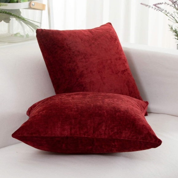 Luxury HomeElegant Wine Red Soft Chenille Throw Pillow Covers